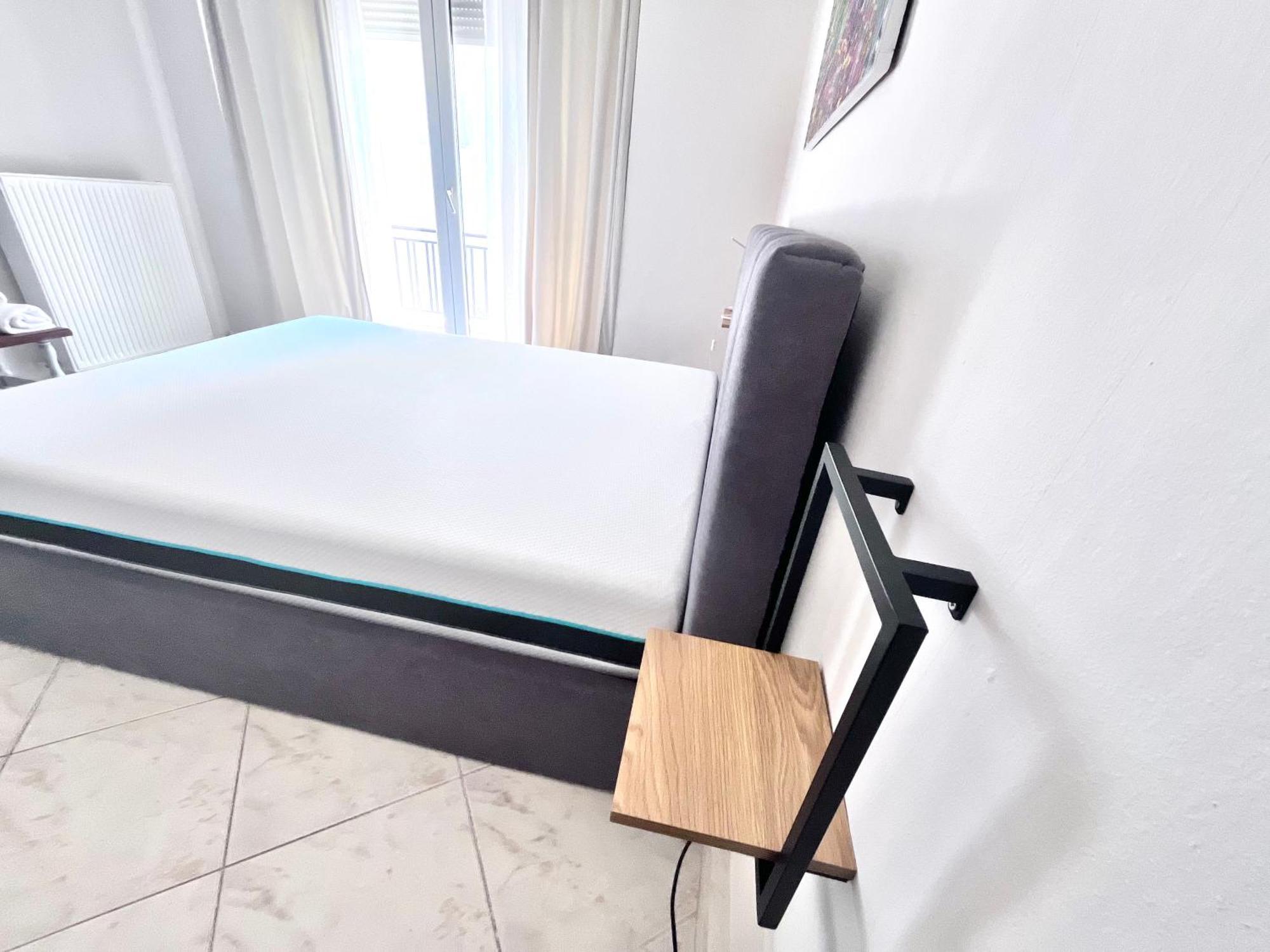 7 - Stylish Apartment *